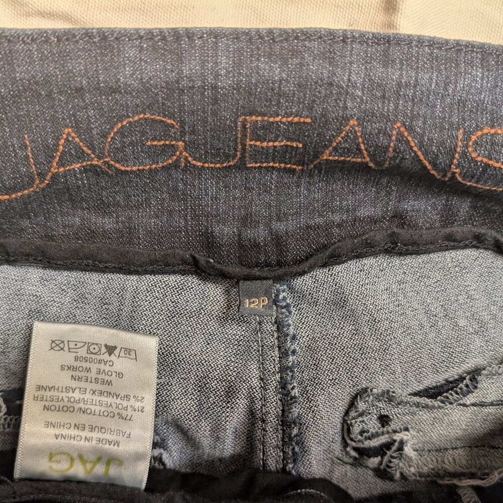 JAG JEANS Ankle length dark denim. Size 12 Petite